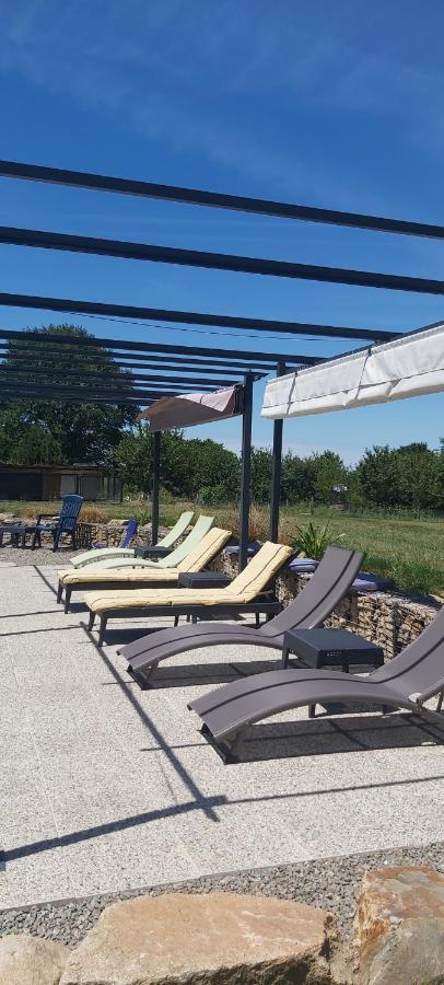 Sharecroppers Cottage With Swimming Pool Pagéas 外观 照片
